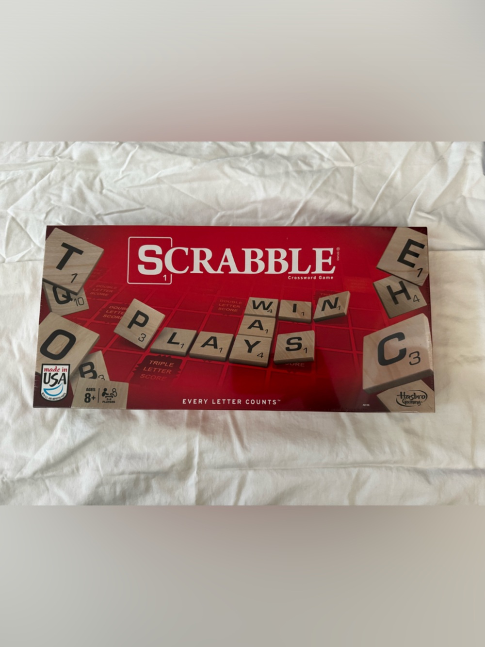 Scrabble Classic Board Game - Red New Sealed
